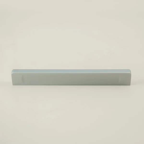 Ivaia Furniture Handle